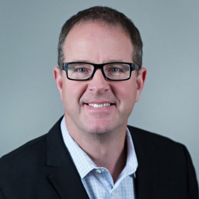 Headshot of Randy